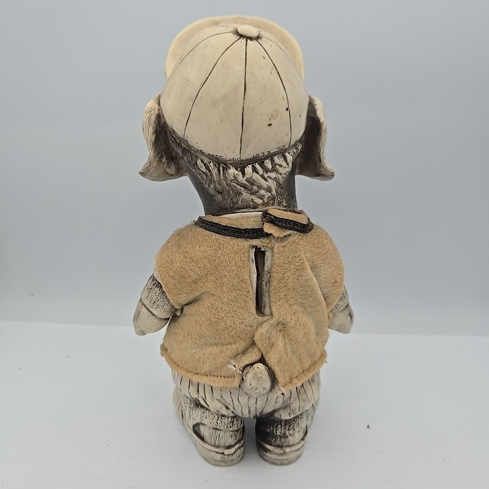 1977‎ Baseball Hound Dog Bank Hard Plastic 8" Creative Mfg Inc - Picture 2 of 3